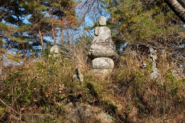 御嶽神社の摩利支天 たくさんの神々  埼玉県寄居町サムネイル