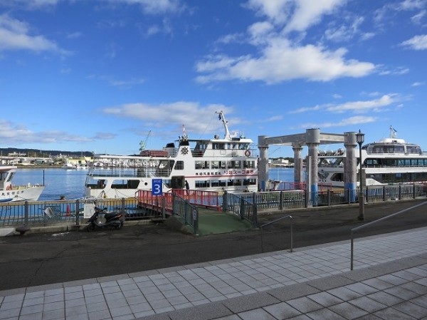 塩釜港から観光船で松島港サムネイル